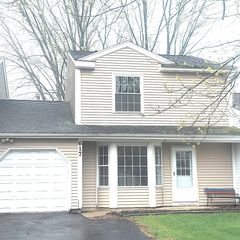 617 Yale Lane 617, Island Lake, IL 60042