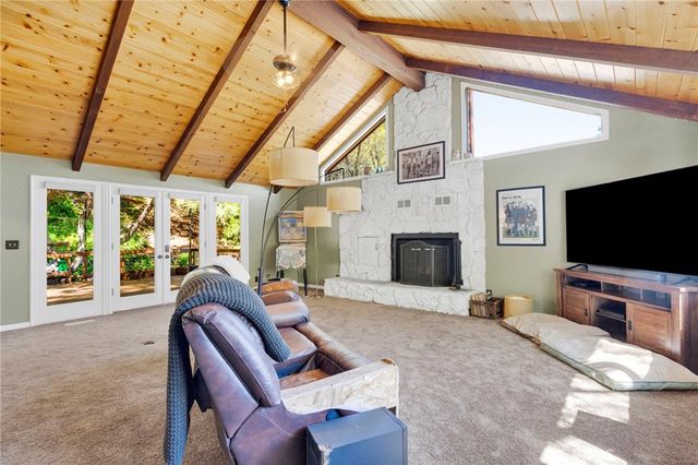 5820 Acorn, Wrightwood, CA 92397