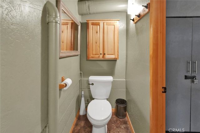 5820 Acorn, Wrightwood, CA 92397
