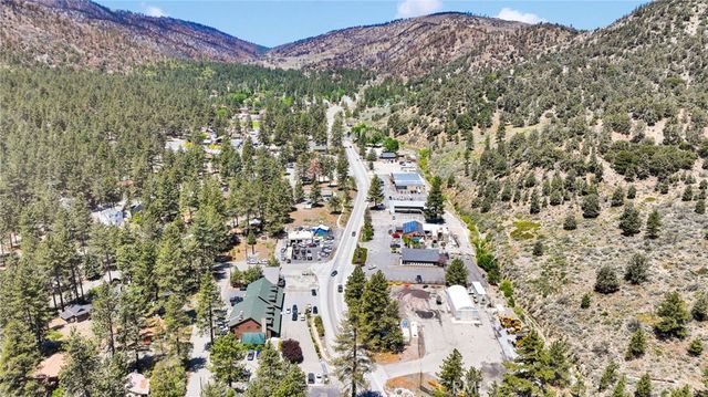 5820 Acorn, Wrightwood, CA 92397
