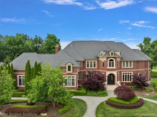 7428 Foxburg Court, Clarkston, MI 48348