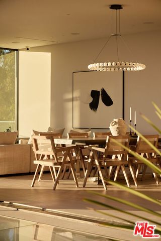 1149 Linda Flora Drive, Los Angeles, CA 90049