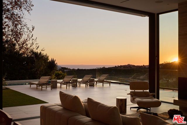 1149 Linda Flora Drive, Los Angeles, CA 90049