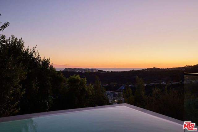 1149 Linda Flora Drive, Los Angeles, CA 90049