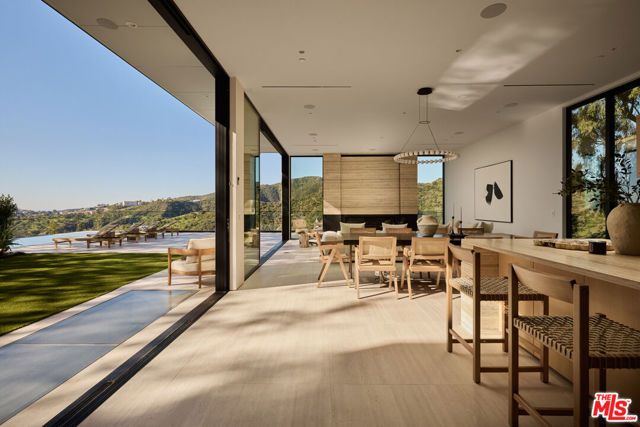 1149 Linda Flora Drive, Los Angeles, CA 90049