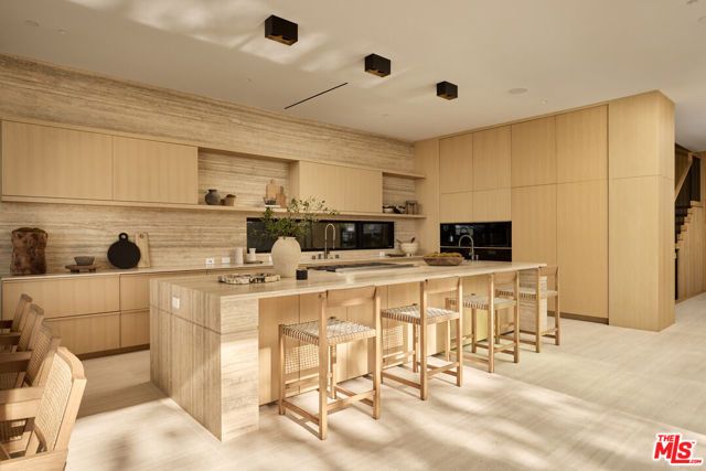 1149 Linda Flora Drive, Los Angeles, CA 90049