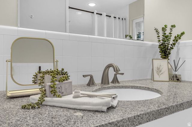 1155 E LAKEVIEW DR, Bountiful, UT 84010