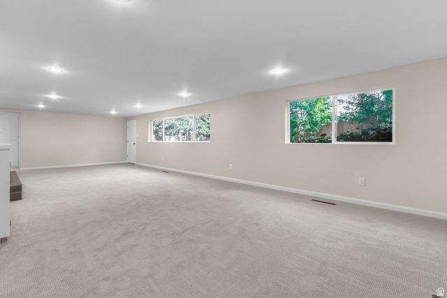 1155 E LAKEVIEW DR, Bountiful, UT 84010