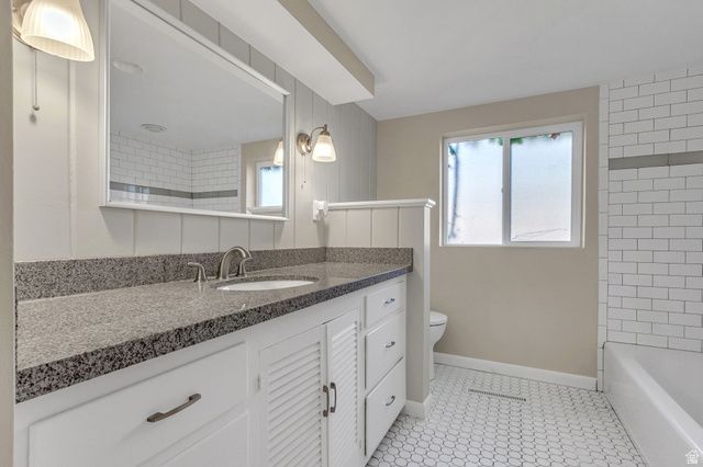 1155 E LAKEVIEW DR, Bountiful, UT 84010