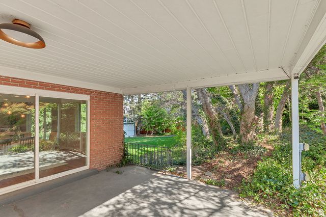 1155 E LAKEVIEW DR, Bountiful, UT 84010