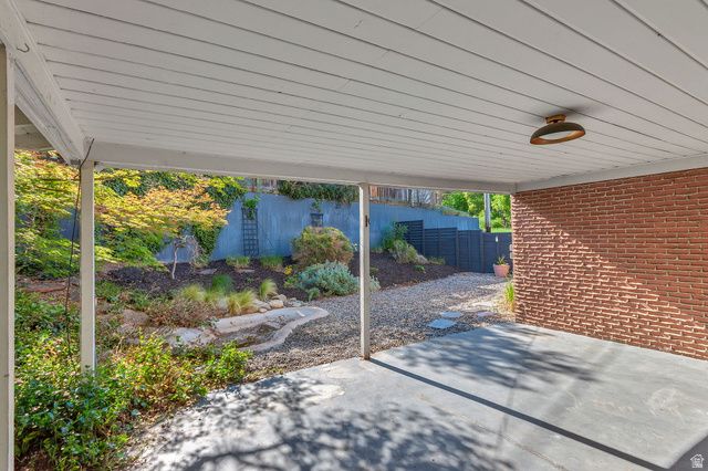 1155 E LAKEVIEW DR, Bountiful, UT 84010