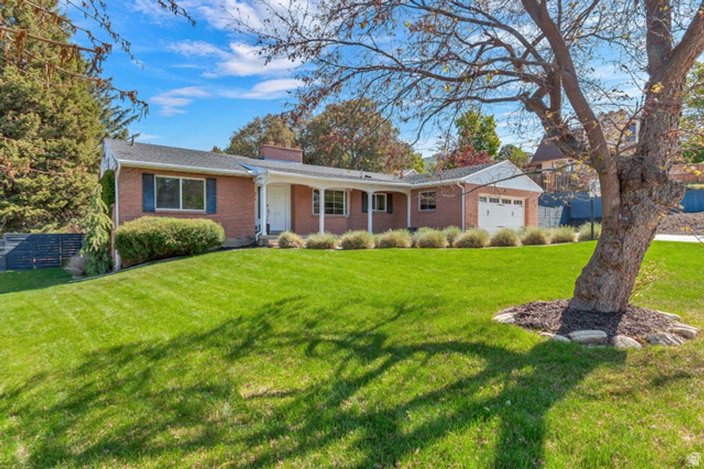 1155 E LAKEVIEW DR, Bountiful, UT 84010