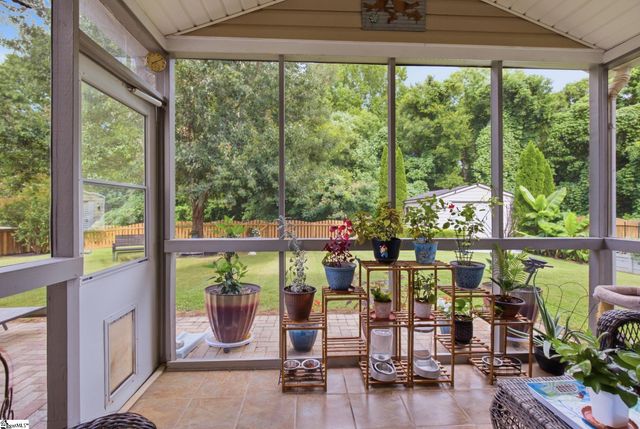 184 Heritage Point Drive, Simpsonville, SC 29681