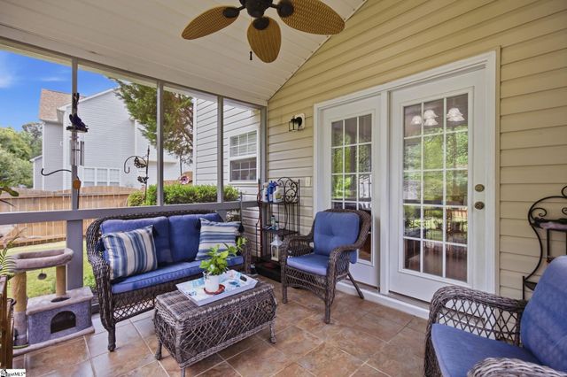 184 Heritage Point Drive, Simpsonville, SC 29681
