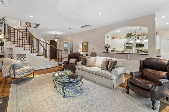 3411 Banbury Place, Houston, TX 77027