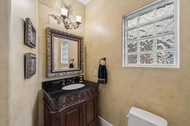 3411 Banbury Place, Houston, TX 77027