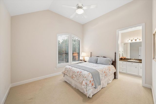 3411 Banbury Place, Houston, TX 77027