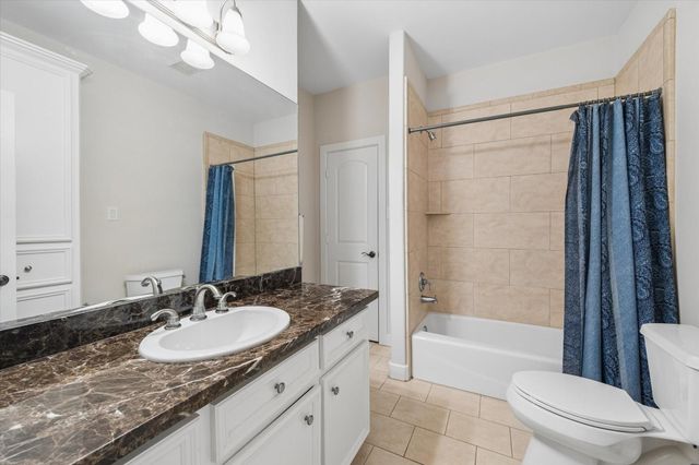 3411 Banbury Place, Houston, TX 77027