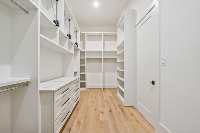 511 Graceland Street, Houston, TX 77009