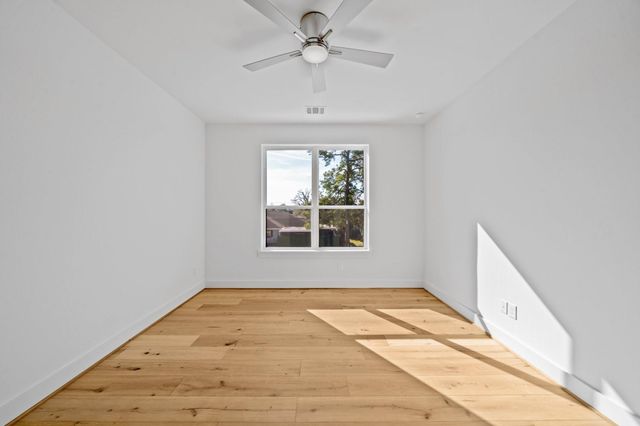 511 Graceland Street, Houston, TX 77009