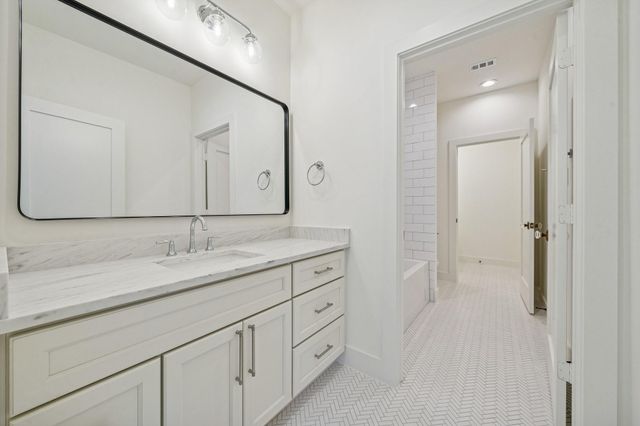 511 Graceland Street, Houston, TX 77009