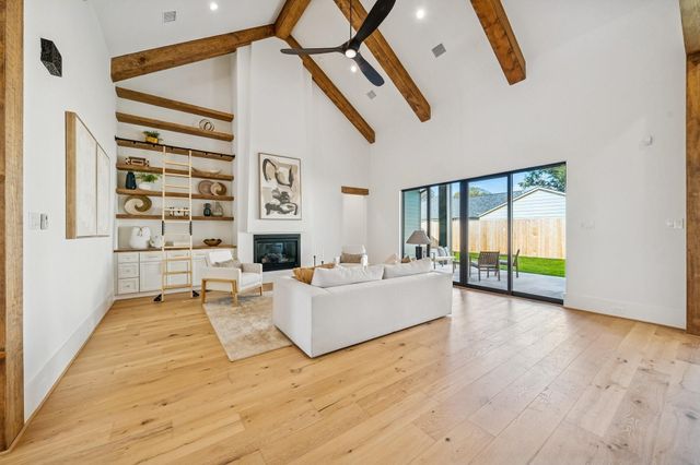 511 Graceland Street, Houston, TX 77009