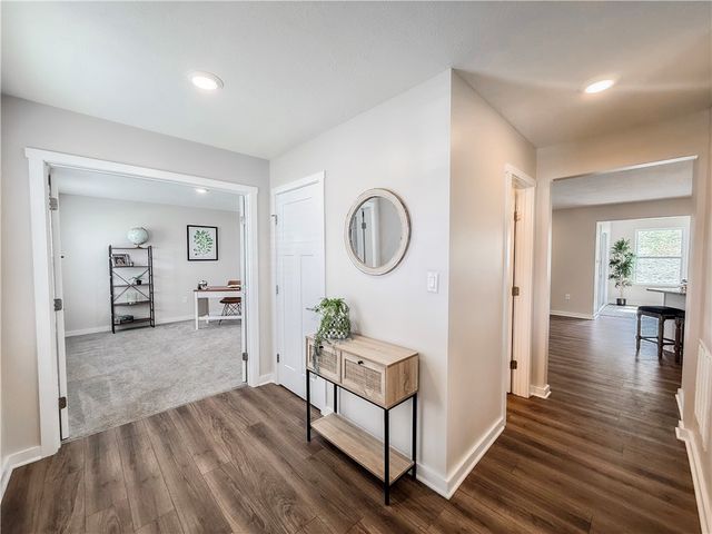 262 Lily Ridge Dr, Canonsburg, PA 15317