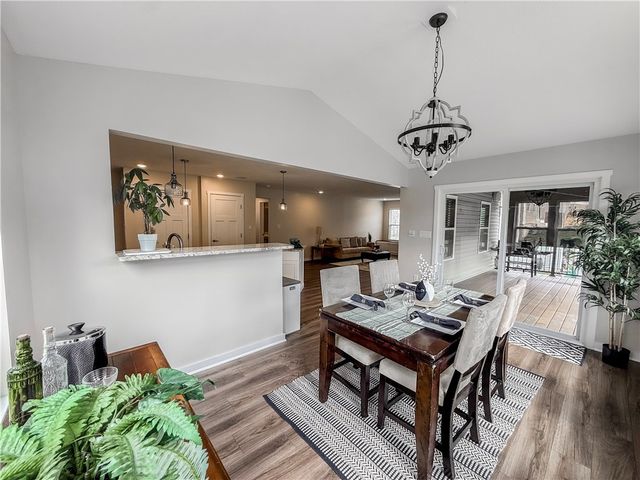 262 Lily Ridge Dr, Canonsburg, PA 15317