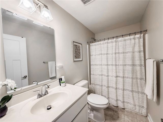 262 Lily Ridge Dr, Canonsburg, PA 15317