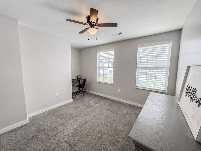 262 Lily Ridge Dr, Canonsburg, PA 15317