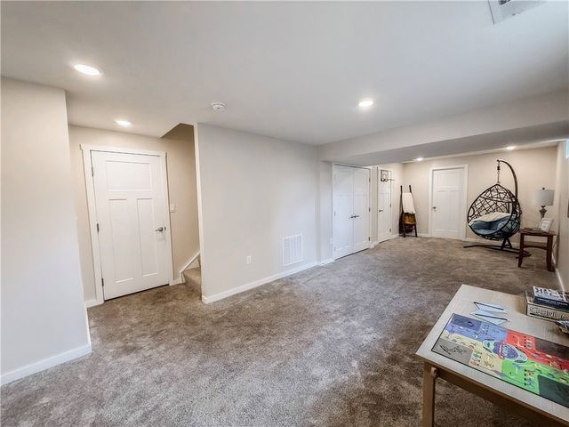 262 Lily Ridge Dr, Canonsburg, PA 15317