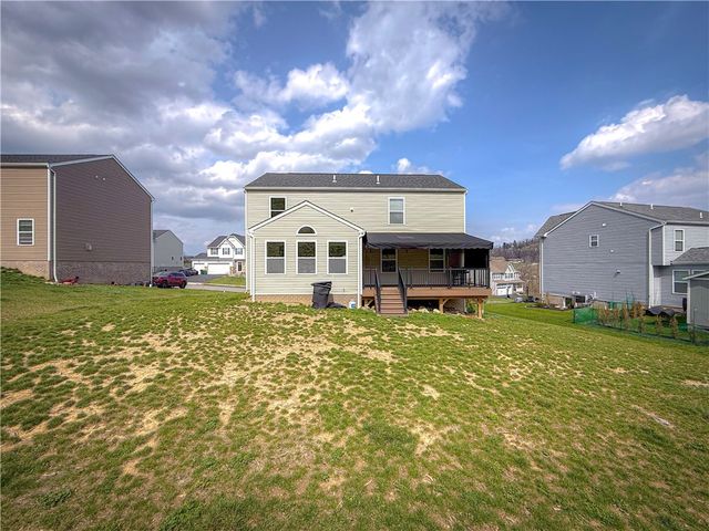 262 Lily Ridge Dr, Canonsburg, PA 15317
