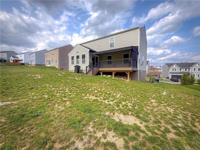 262 Lily Ridge Dr, Canonsburg, PA 15317
