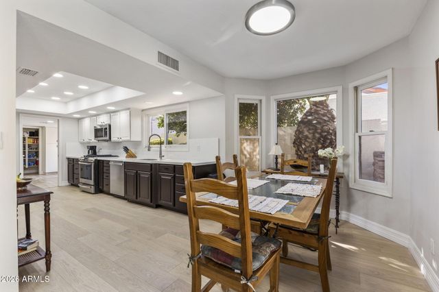 7354 E SAN MIGUEL Avenue, Scottsdale, AZ 85250