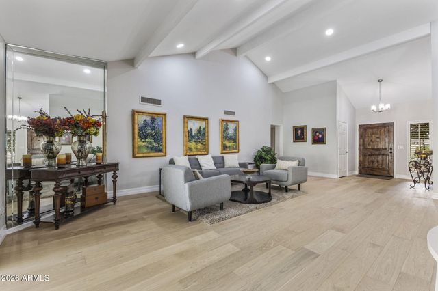 7354 E SAN MIGUEL Avenue, Scottsdale, AZ 85250