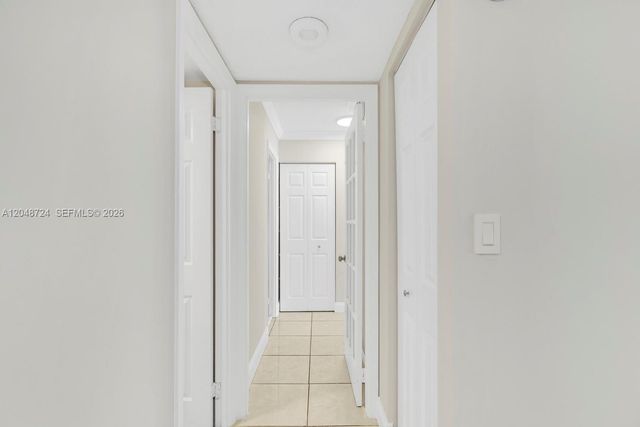 2750 NE 183rd St 806, Aventura, FL 33160