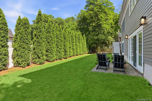 60 Carthage Road, Scarsdale, NY 10583