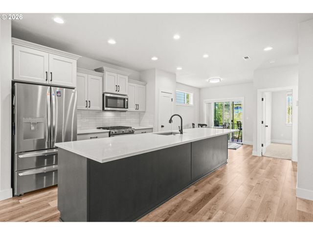 14226 Nw ARCHERY Ln, Portland, OR 97229