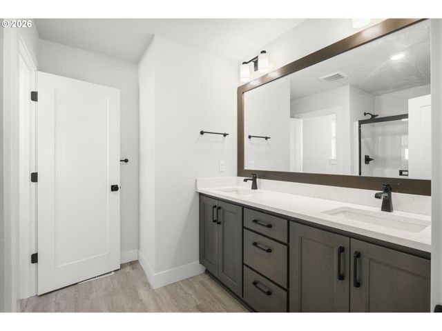 14226 Nw ARCHERY Ln, Portland, OR 97229