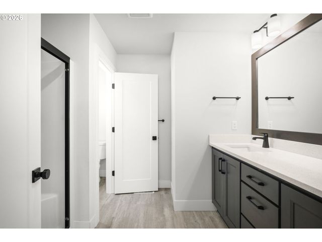 14226 Nw ARCHERY Ln, Portland, OR 97229