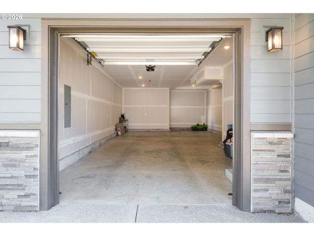 14226 Nw ARCHERY Ln, Portland, OR 97229