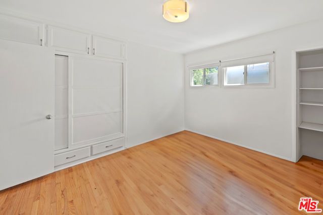 2124 Hillsboro Avenue, Los Angeles, CA 90034