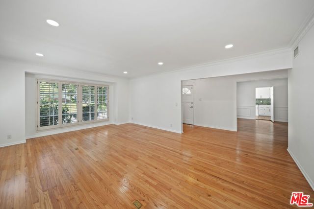 2124 Hillsboro Avenue, Los Angeles, CA 90034