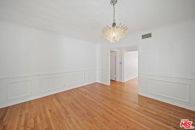 2124 Hillsboro Avenue, Los Angeles, CA 90034