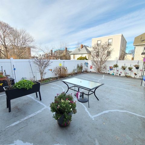 6119 HIGHLAND PL, North Bergen, NJ 07093