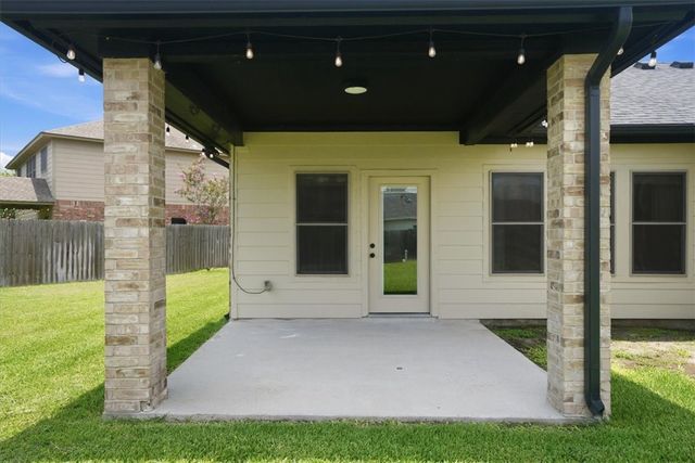 7005 Tocken Ct, Corpus Christi, TX 78414