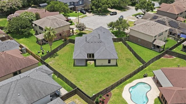 7005 Tocken Ct, Corpus Christi, TX 78414