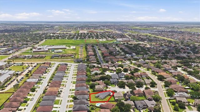 7005 Tocken Ct, Corpus Christi, TX 78414