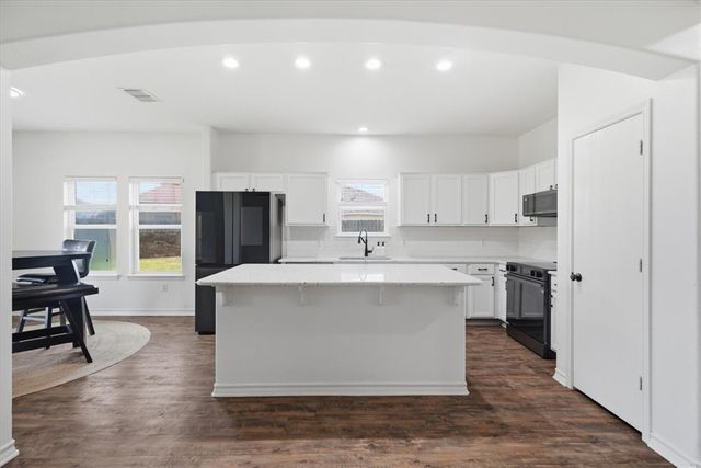 7005 Tocken Ct, Corpus Christi, TX 78414