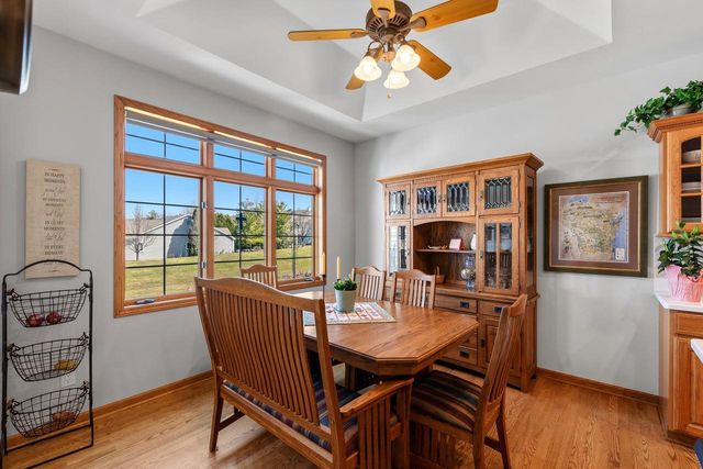 1668 Iroquois AVENUE, Grafton, WI 53024